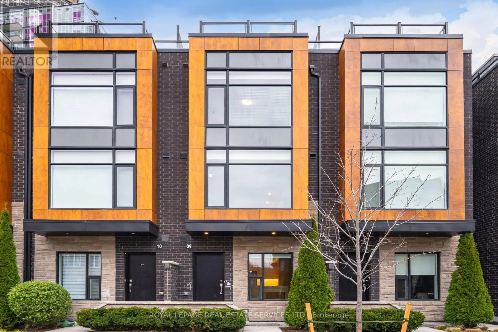 Row / Townhouse for rent: 9 - 200 Malta Avenue, Brampton, Ontario L6Y 6H8