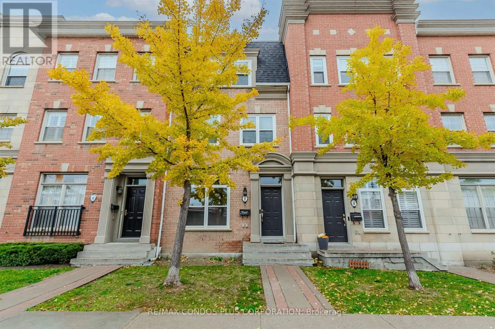 Row / Townhouse for rent: 9 - 3000 Lakeshore Boulevard W, Toronto, Ontario M8V 4C9