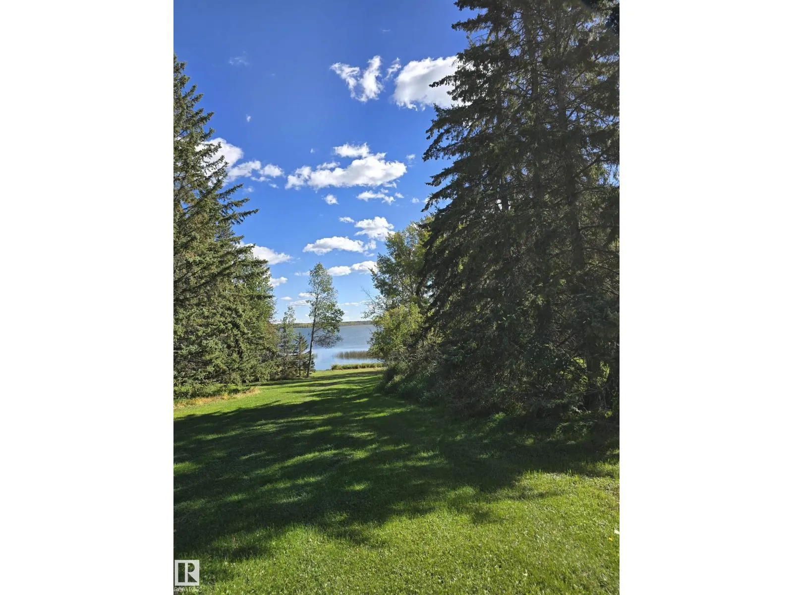 No Building for rent: #9 61076 Twp Road 462 A, Rural Wetaskiwin County, Alberta T0C 0T0