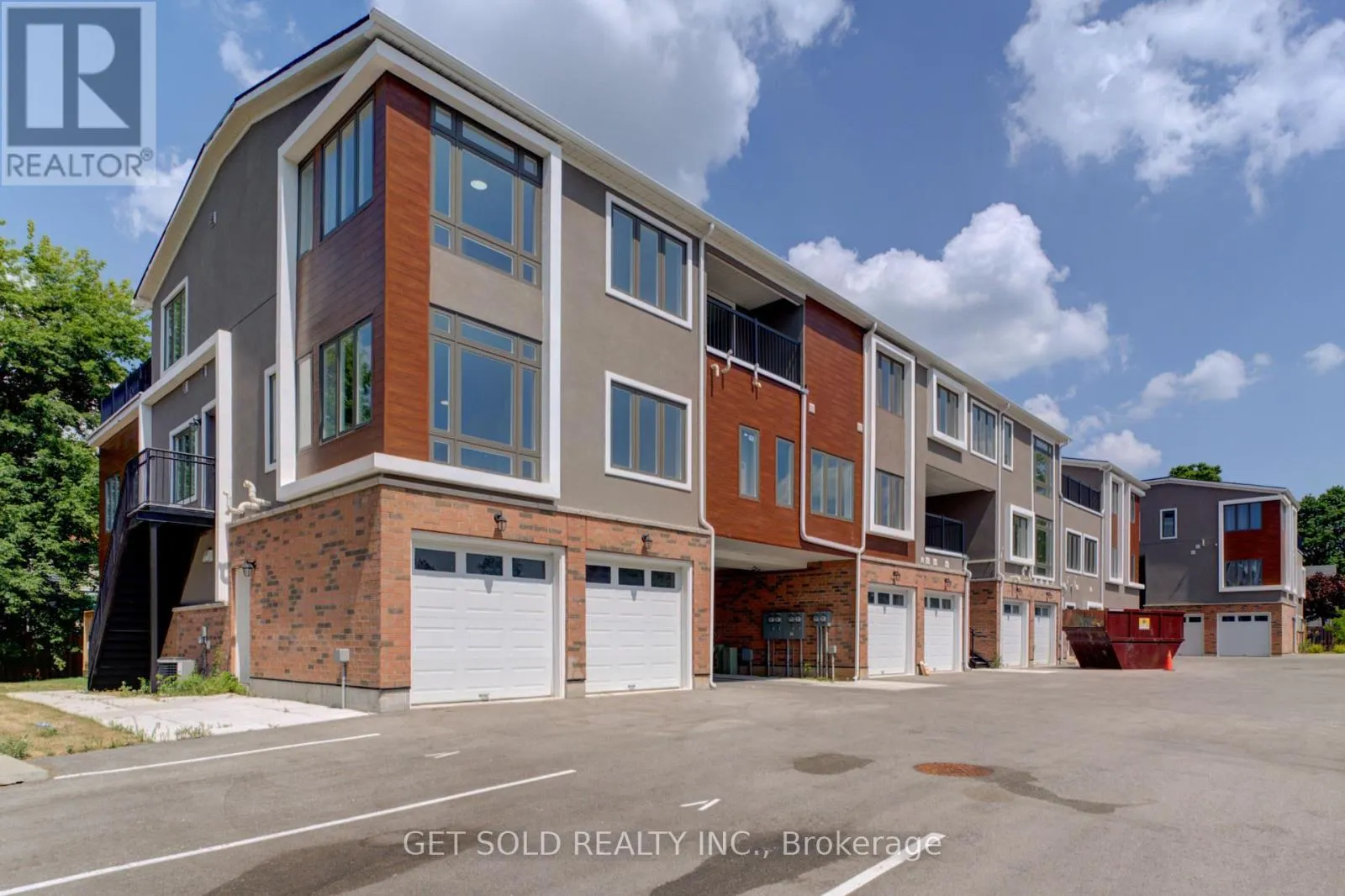 Apartment for rent: 9 - 6701 Thorold Stone Road, Niagara Falls, Ontario L2J 1B3