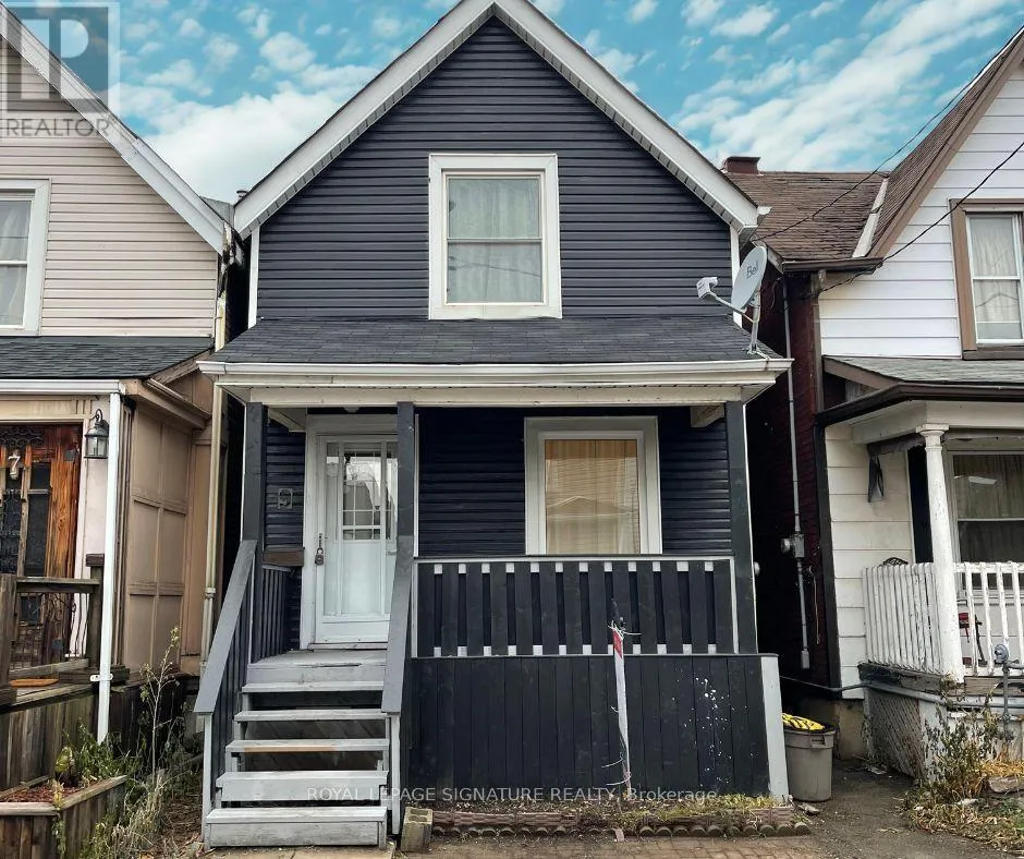 House for rent: 9 Adams Street, Hamilton, Ontario L8L 5Y1