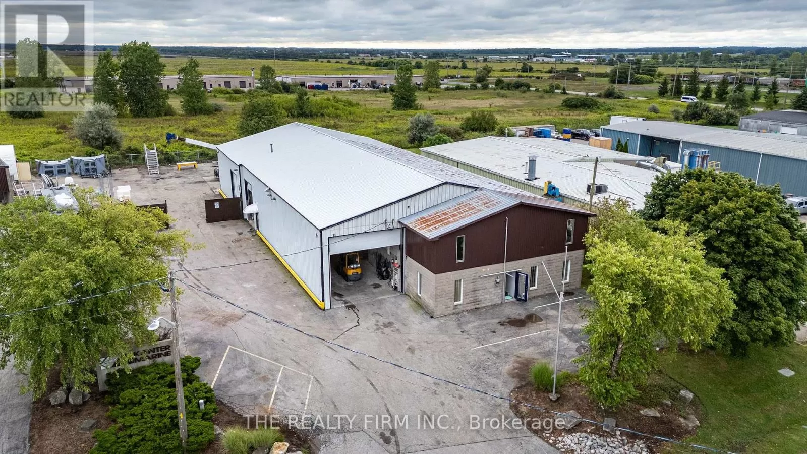 9 Barrie Boulevard, St. Thomas, Ontario N5P 4B9