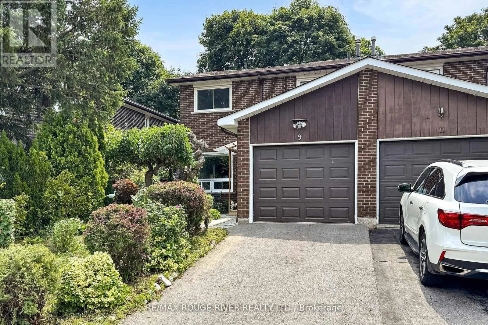 House for rent: 9 Comrie Terrace, Toronto, Ontario M1M 3T1