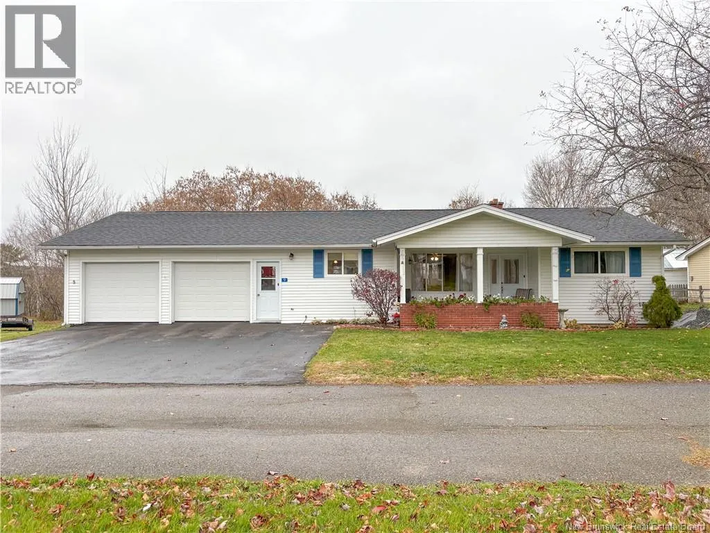 9 Crescent Gardens, Hartland, New Brunswick E7P 1L9