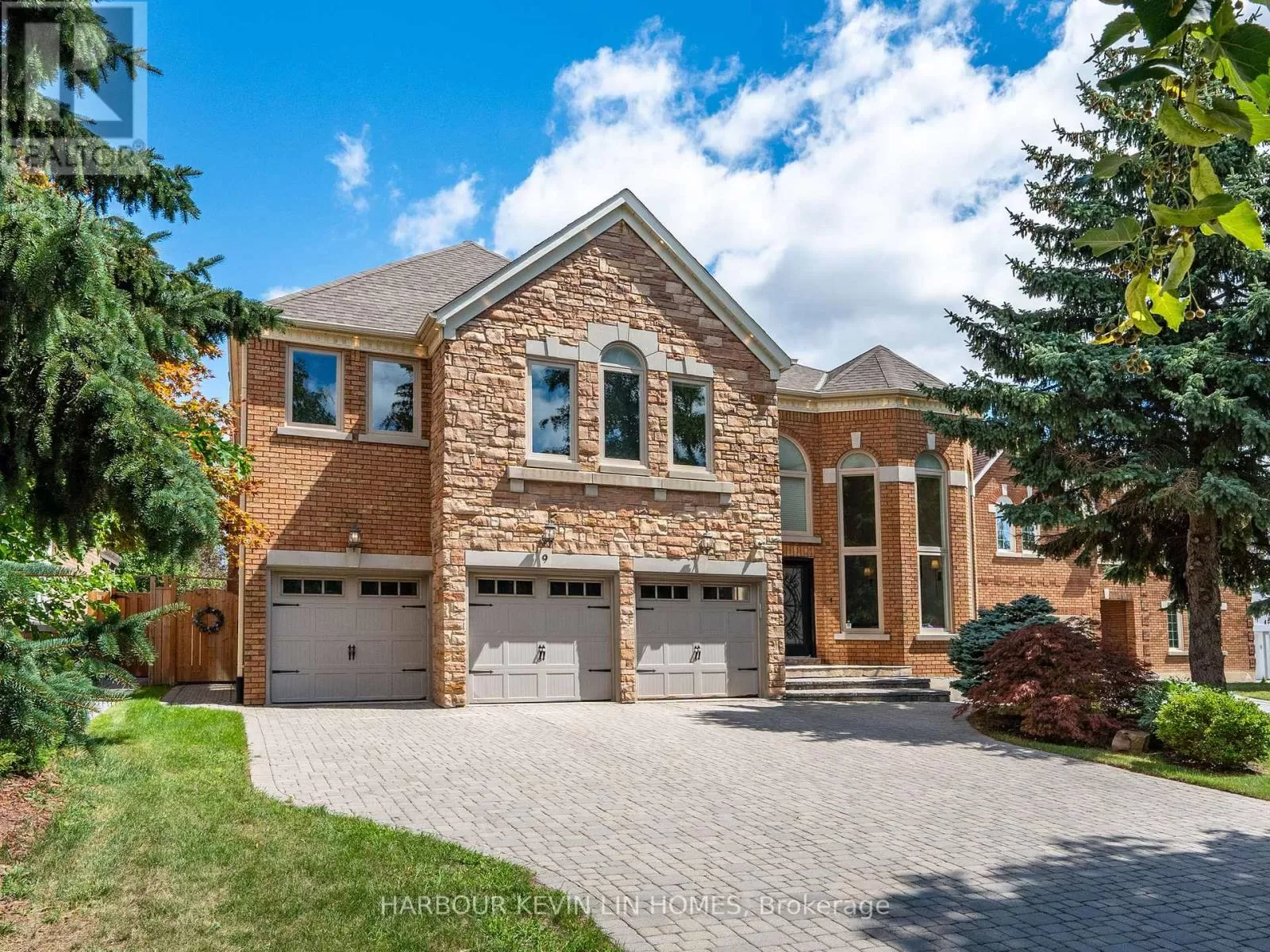 House for rent: 9 Dalewood Drive, Richmond Hill, Ontario L4B 3C3