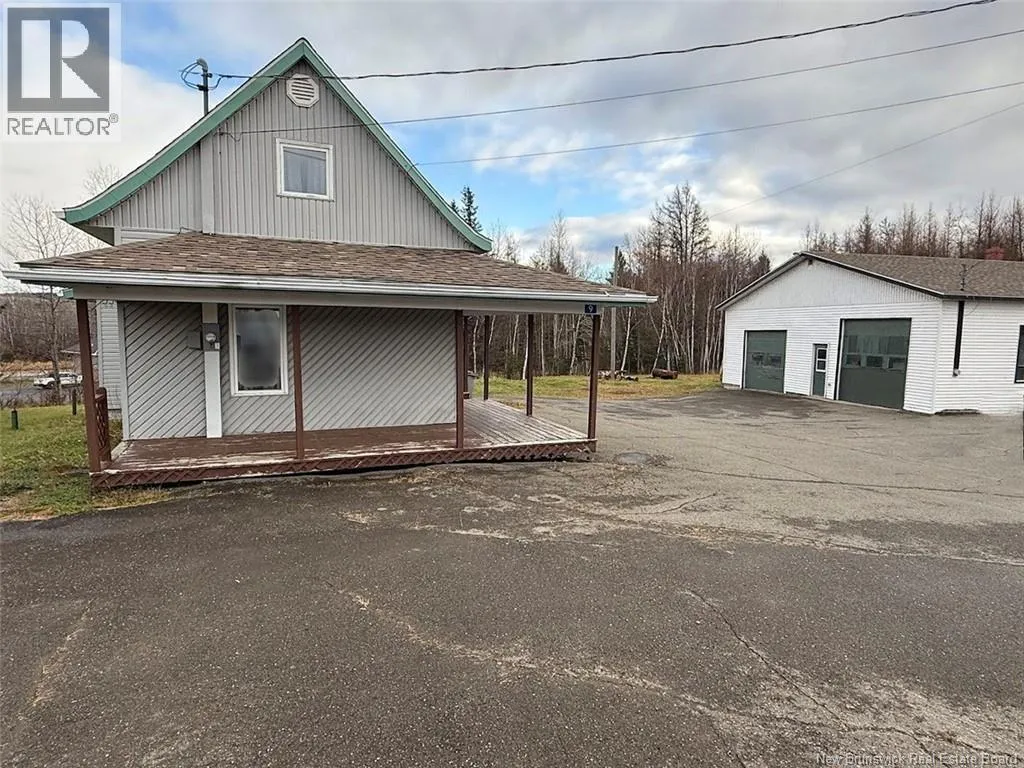 9 Des Galeries Street, RiviAre-Verte, New Brunswick E7C 3E9