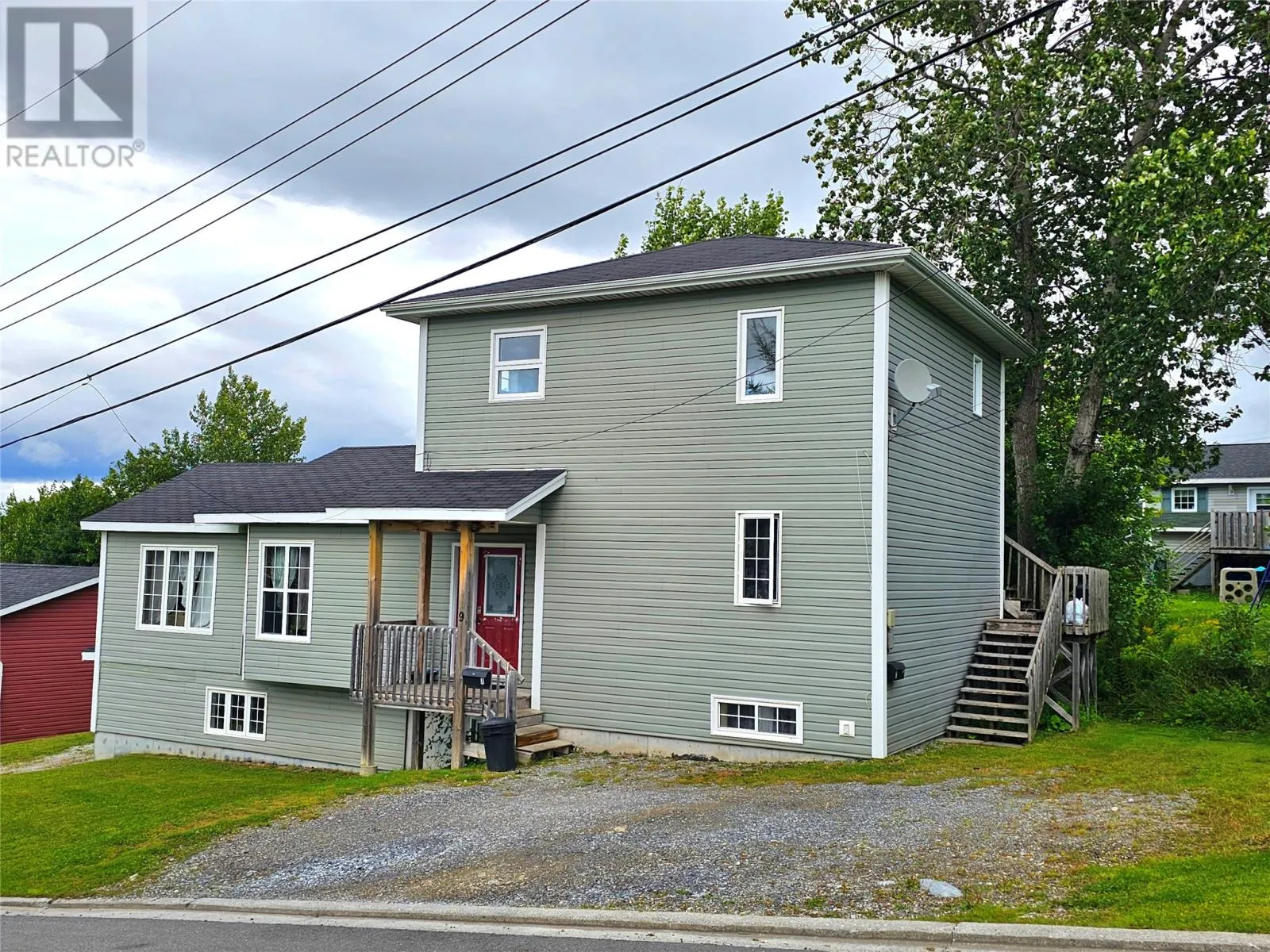 Two Apartment House for rent: 9 Empire Avenue, Corner Brook, Newfoundland & Labrador A2H 5X1