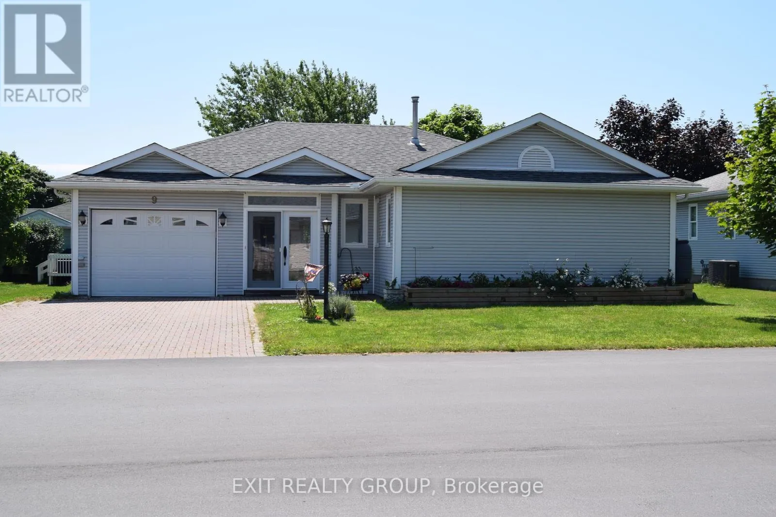 House for rent: 9 Empire Boulevard, Prince Edward County, Ontario K0K 3L0