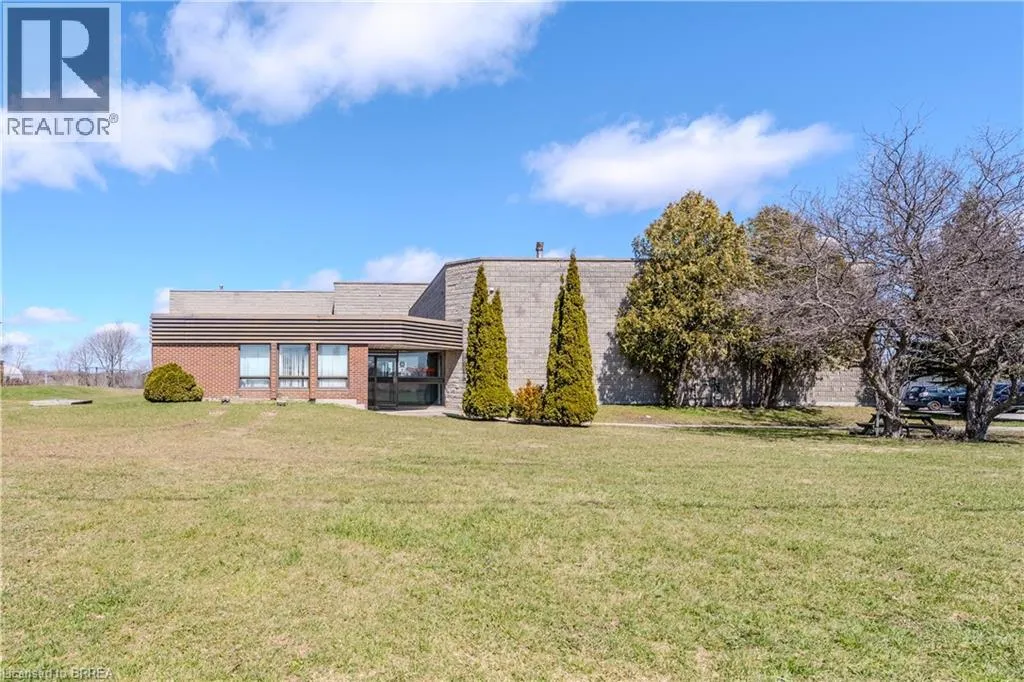 9 Hawk Street, Nanticoke, Ontario N0A 1E0