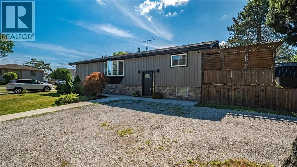 House for rent: 9 Kiwanis Avenue, Port Dover, Ontario N0A 1N2