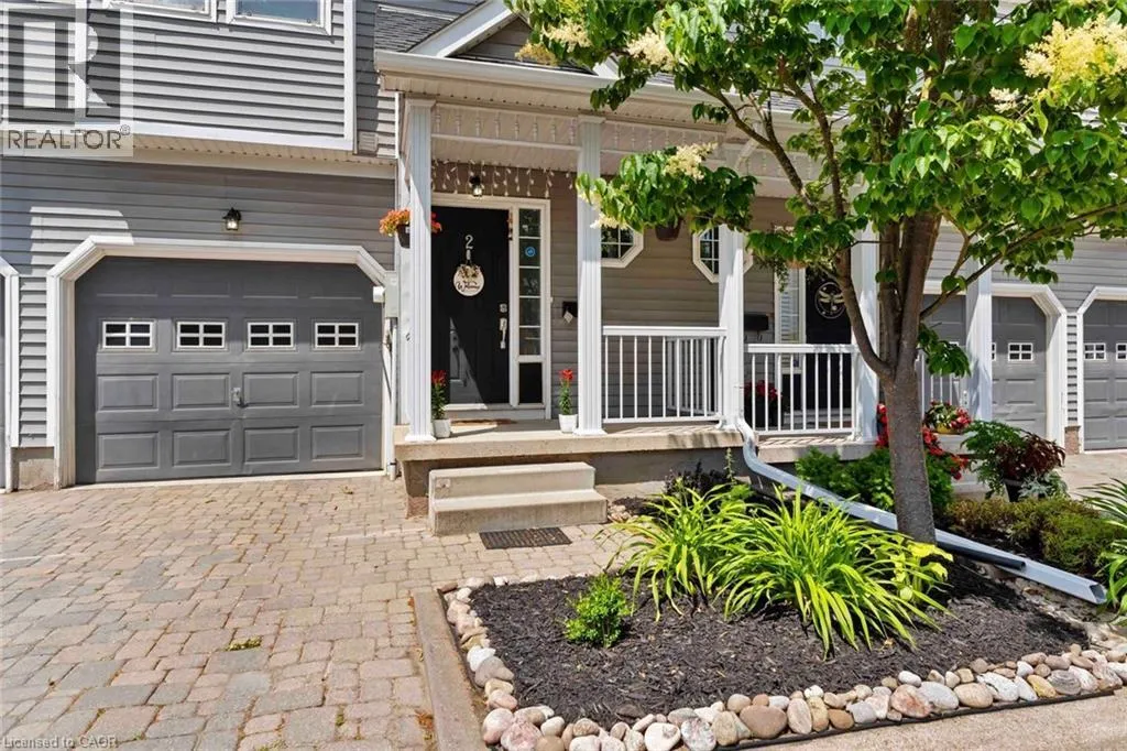 Row / Townhouse for rent: 9 Lakeshore Road Unit# 2, St. Catharines, Ontario L2N 2S7