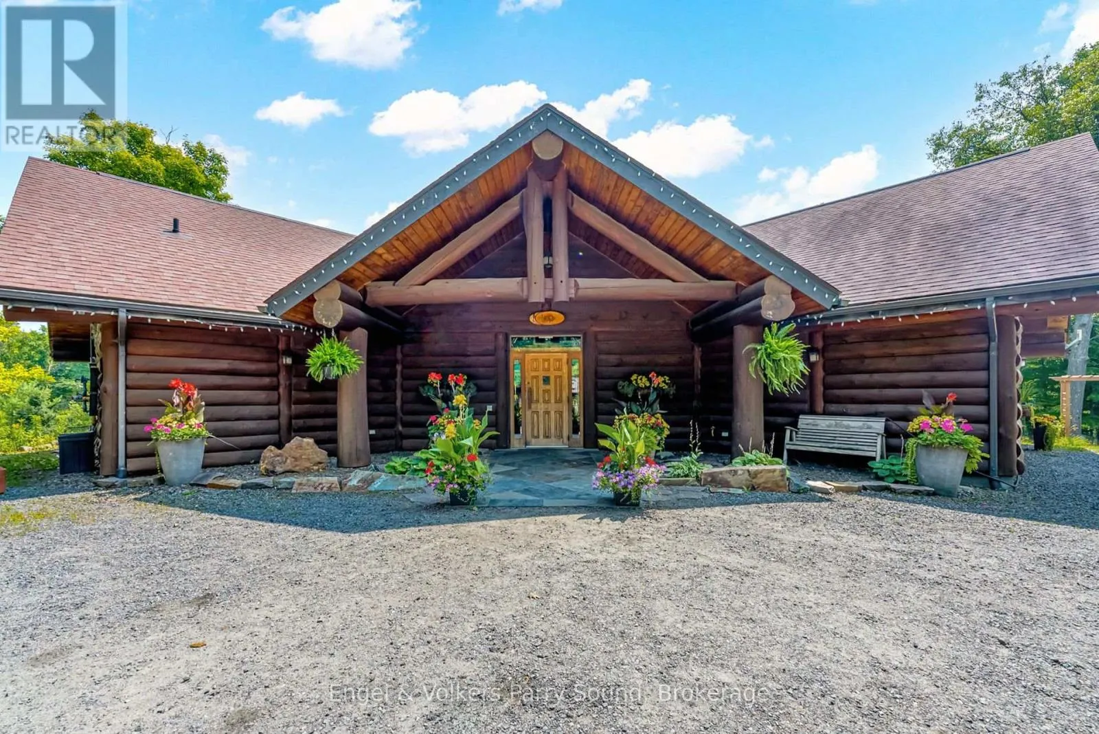 9 Little Beaver Boulevard, Seguin, Ontario P2A 0B2