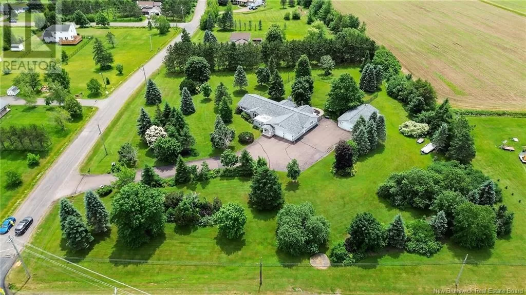 House for rent: 9 Stirling Crescent, Allison, New Brunswick E1G 4G5