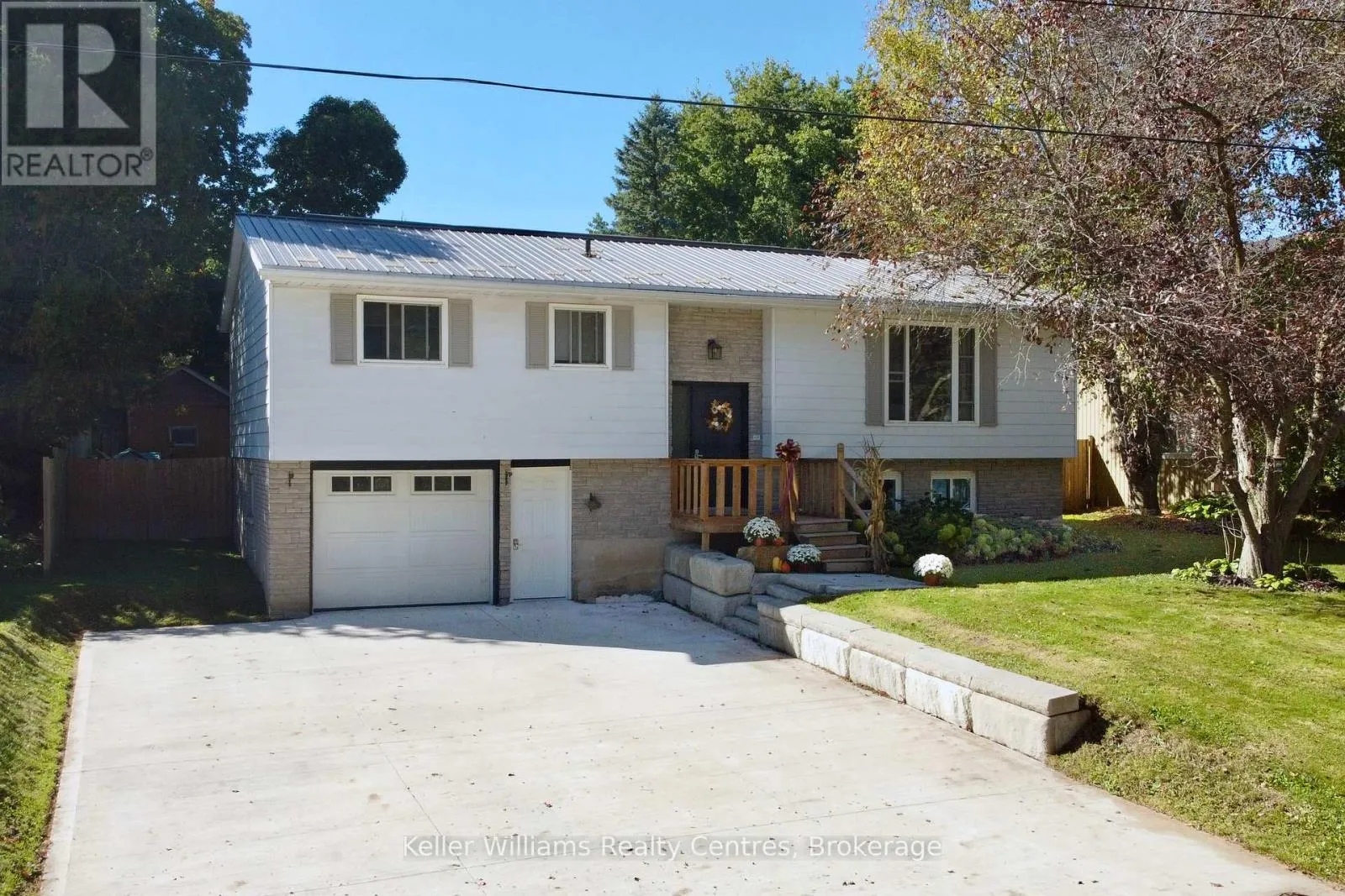 House for rent: 9 Union Street N, Brockton, Ontario N0G 2V0