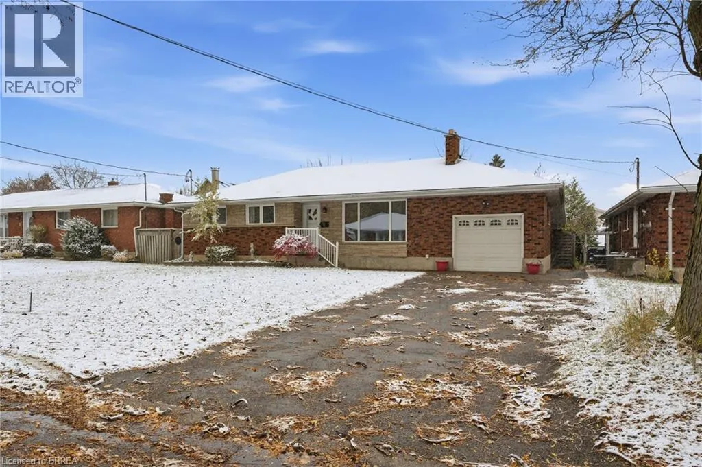 House for rent: 9 Waddington Street, Brantford, Ontario N3R 2R2