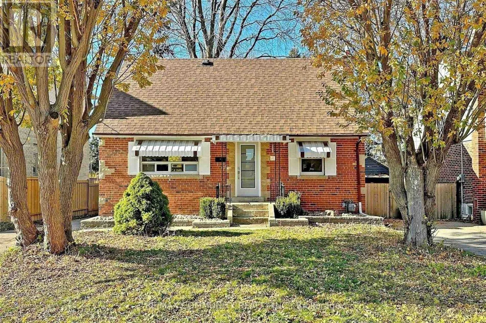 House for rent: 90 Bellamy Road S, Toronto, Ontario M1M 3P7