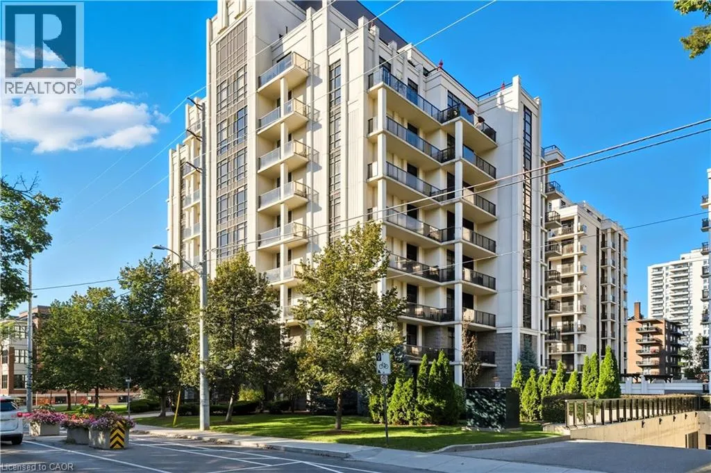 Apartment for rent: 90 Charlton Avenue W Unit# 209, Hamilton, Ontario L8P 2C3