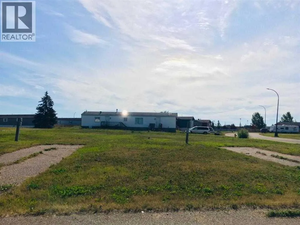 90 Deerglen Trailer Park, High Level, Alberta T0H 1Z0