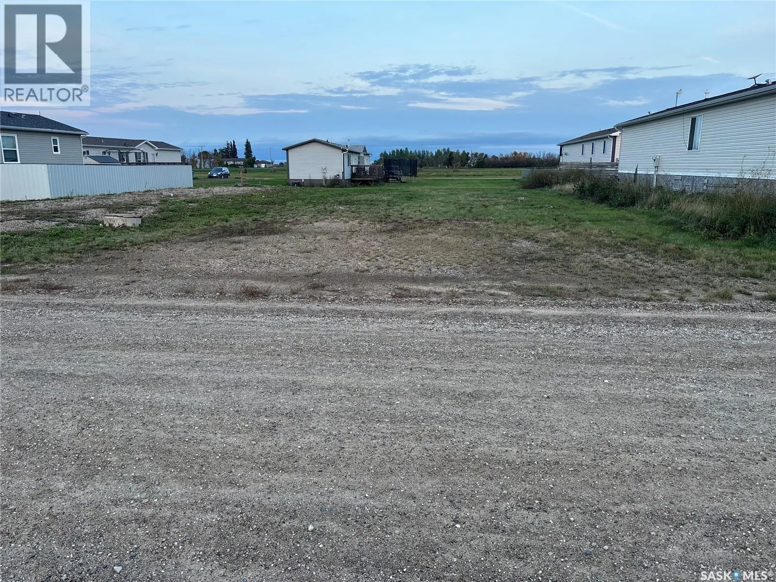 Unknown for rent: 90 Foord Crescent, Macoun, Saskatchewan S0C 1P0