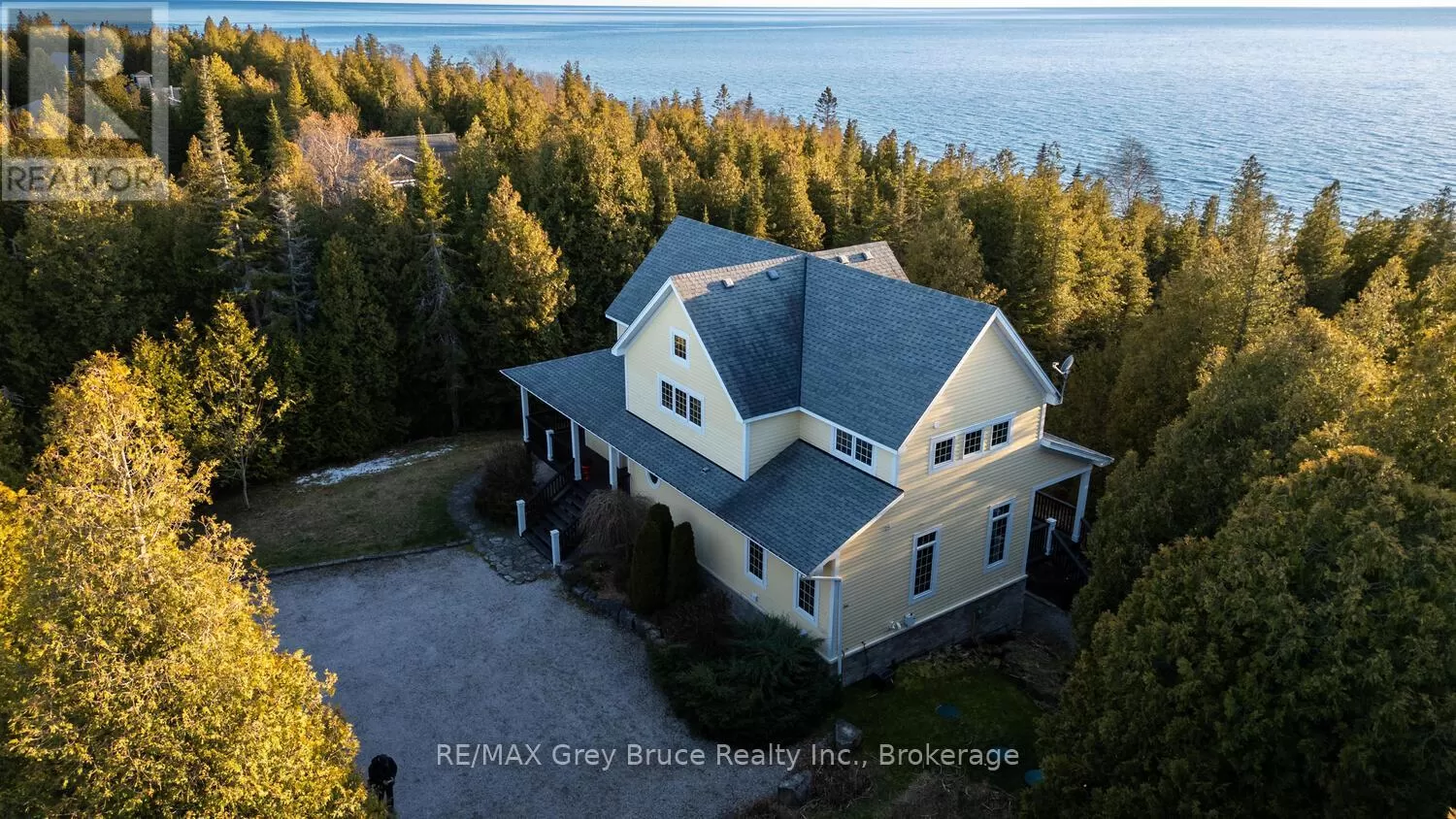 House for rent: 90 Greenough Point Road, Northern Bruce Peninsula, Ontario N0H 1W0