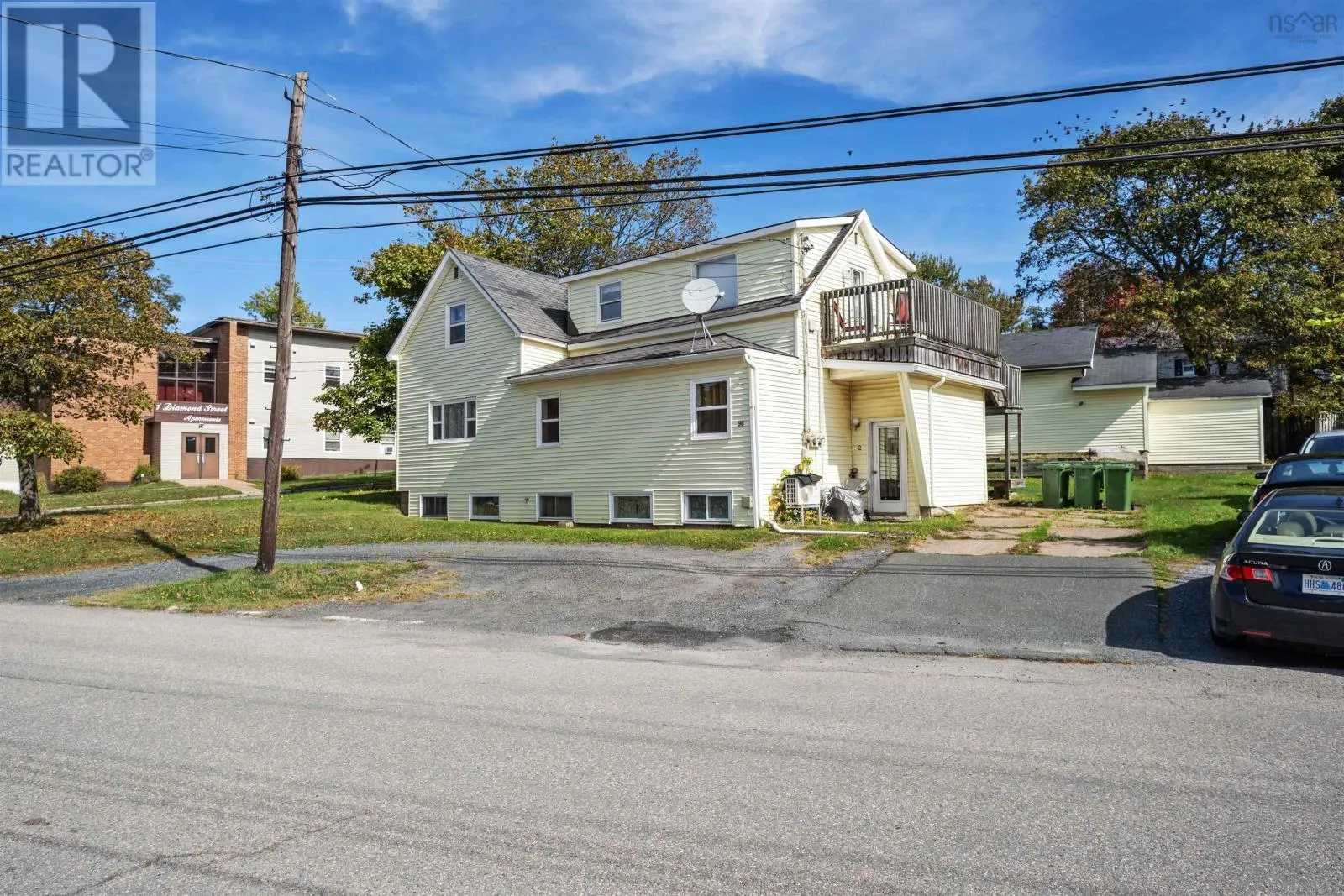 Triplex for rent: 90 High Street, Trenton, Nova Scotia B0K 1X1