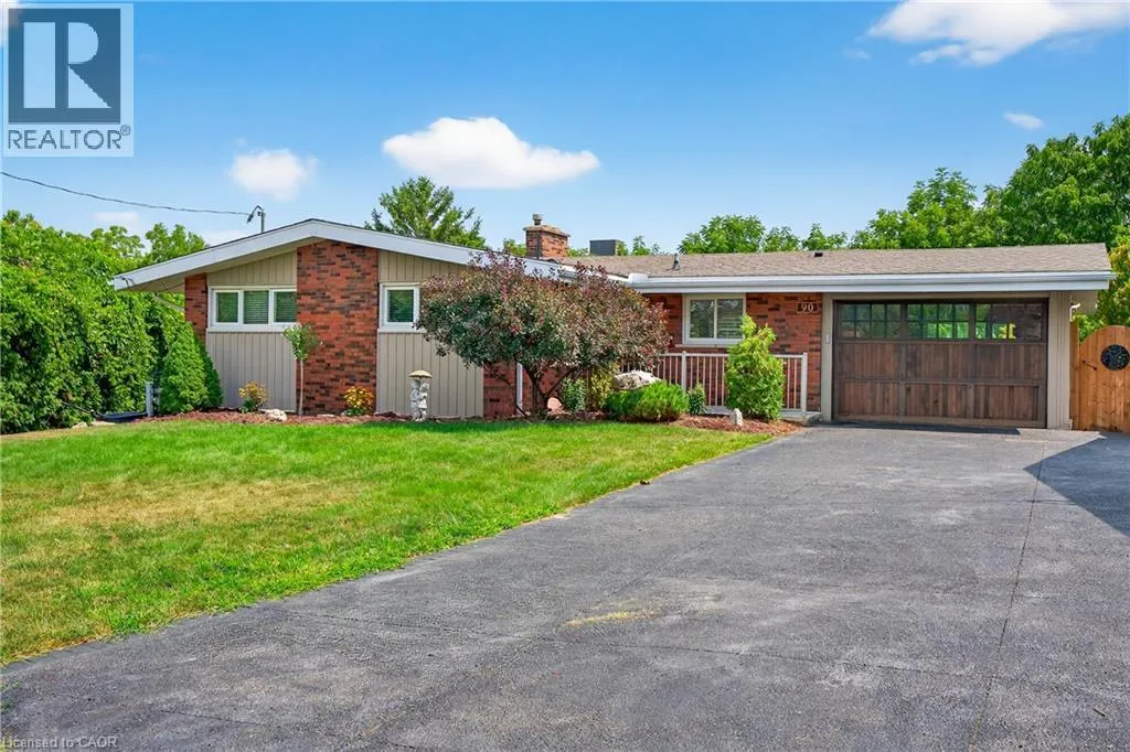 House for rent: 90 Mountain Avenue N, Stoney Creek, Ontario L8G 3P7