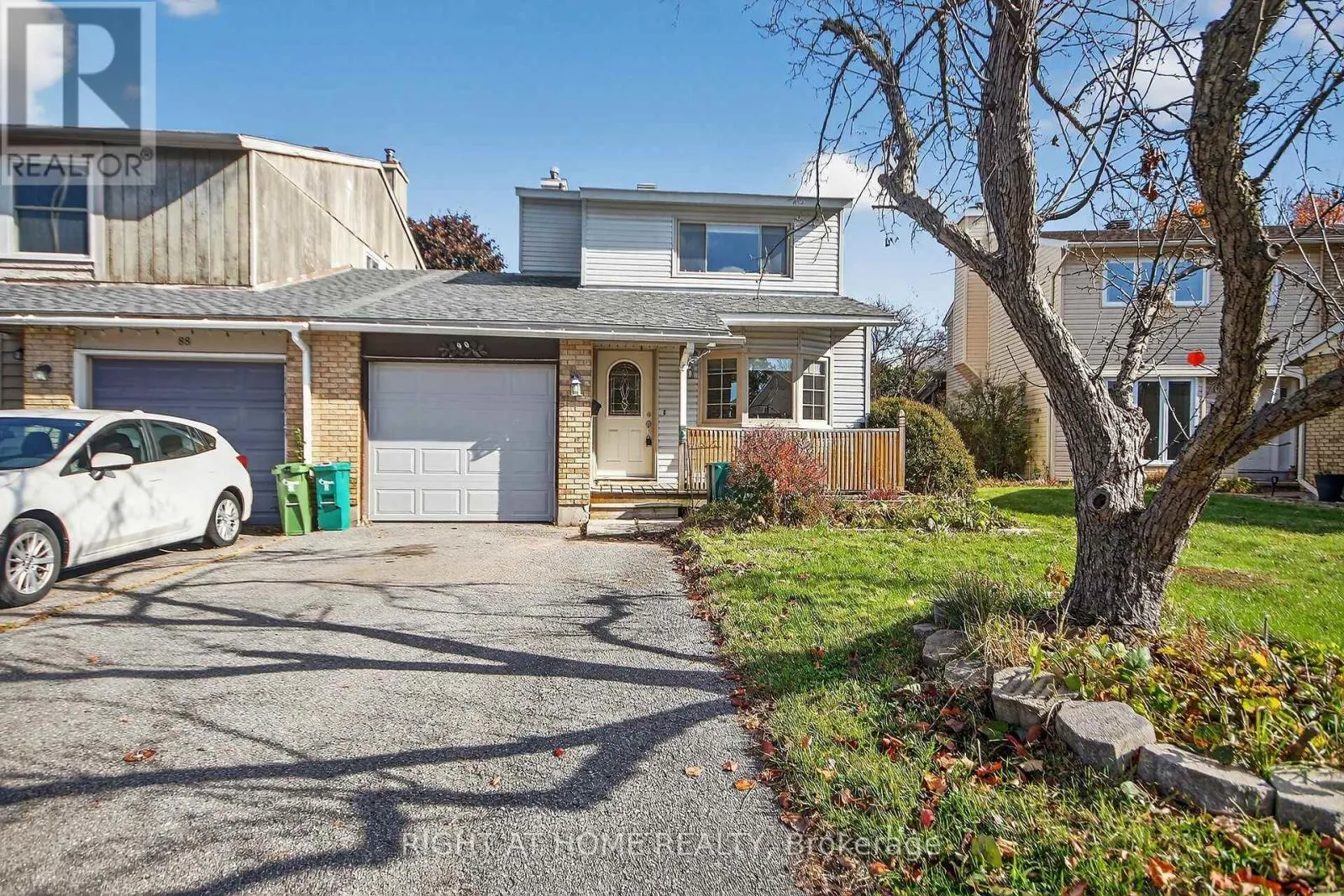 House for rent: 90 Sherway Drive, Ottawa, Ontario K2J 1N8