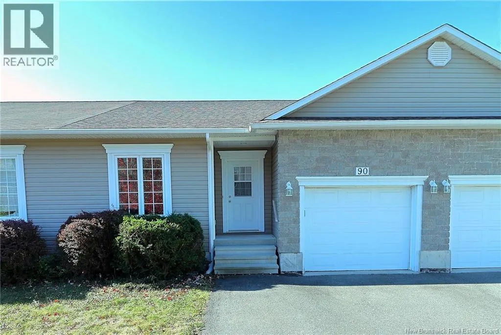 House for rent: 90 Valcour Drive, Fredericton, New Brunswick E3C 0H6