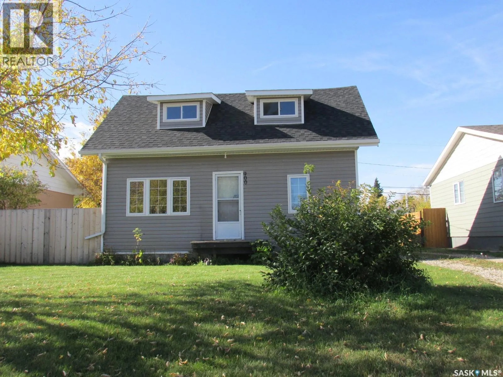 House for rent: 900 1st Street W, Nipawin, Saskatchewan S0E 1E0