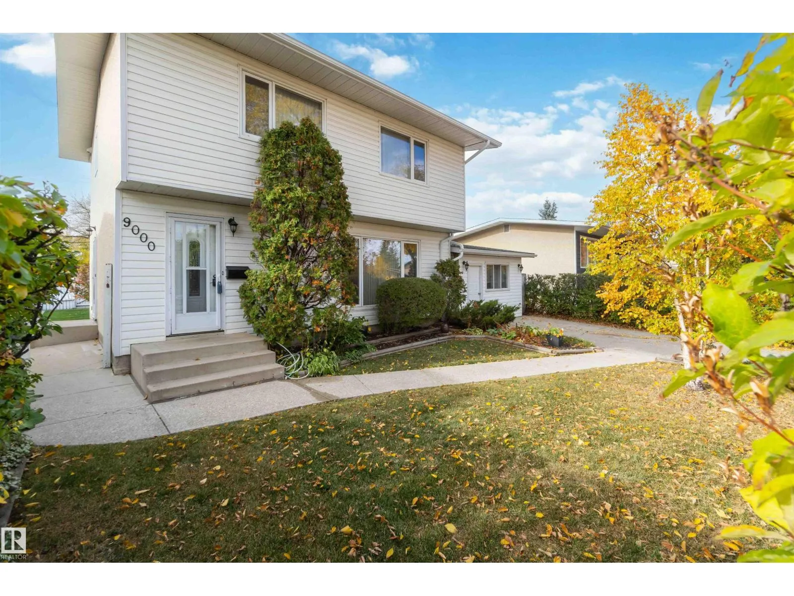 House for rent: 9000 168 St Nw, Edmonton, Alberta T5R 2V5