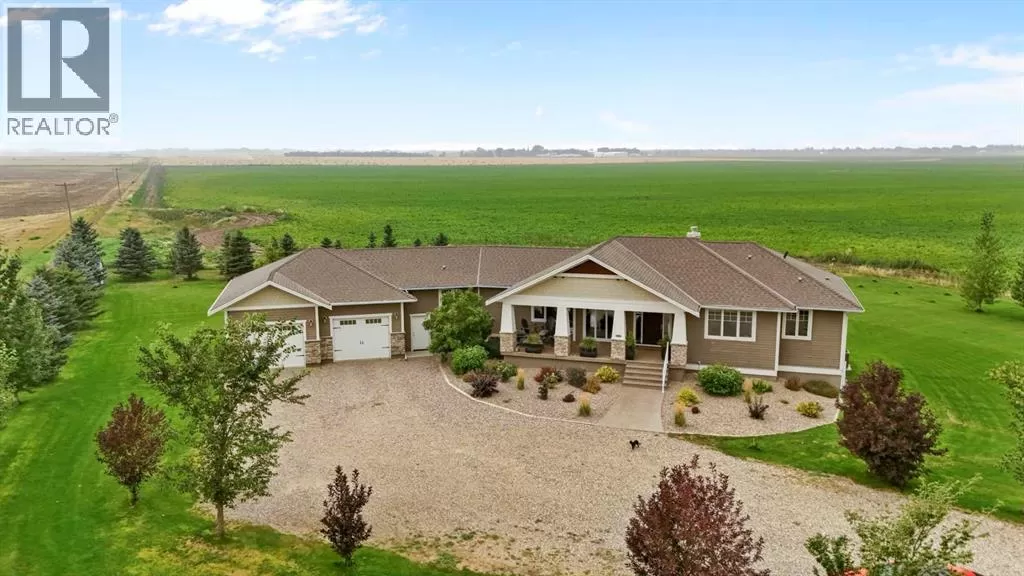 House for rent: 90044 Range Rd 200, Rural Lethbridge County, Alberta T1M 1N2