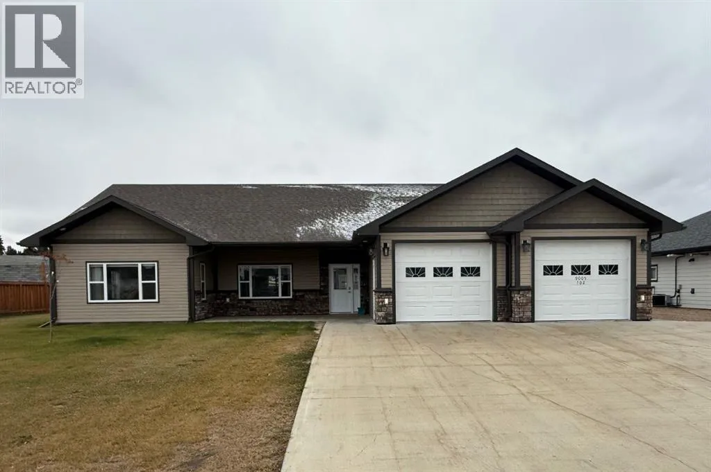 House for rent: 9005 Forest St, La Crete, Alberta T0H 2H0