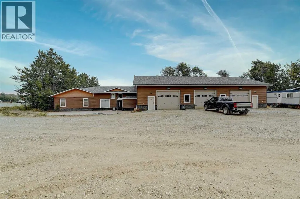 House for rent: 90058 A & 90058 B Township Road 720, Rural Grande Prairie No. 1, County of, Alberta T8X 4L3