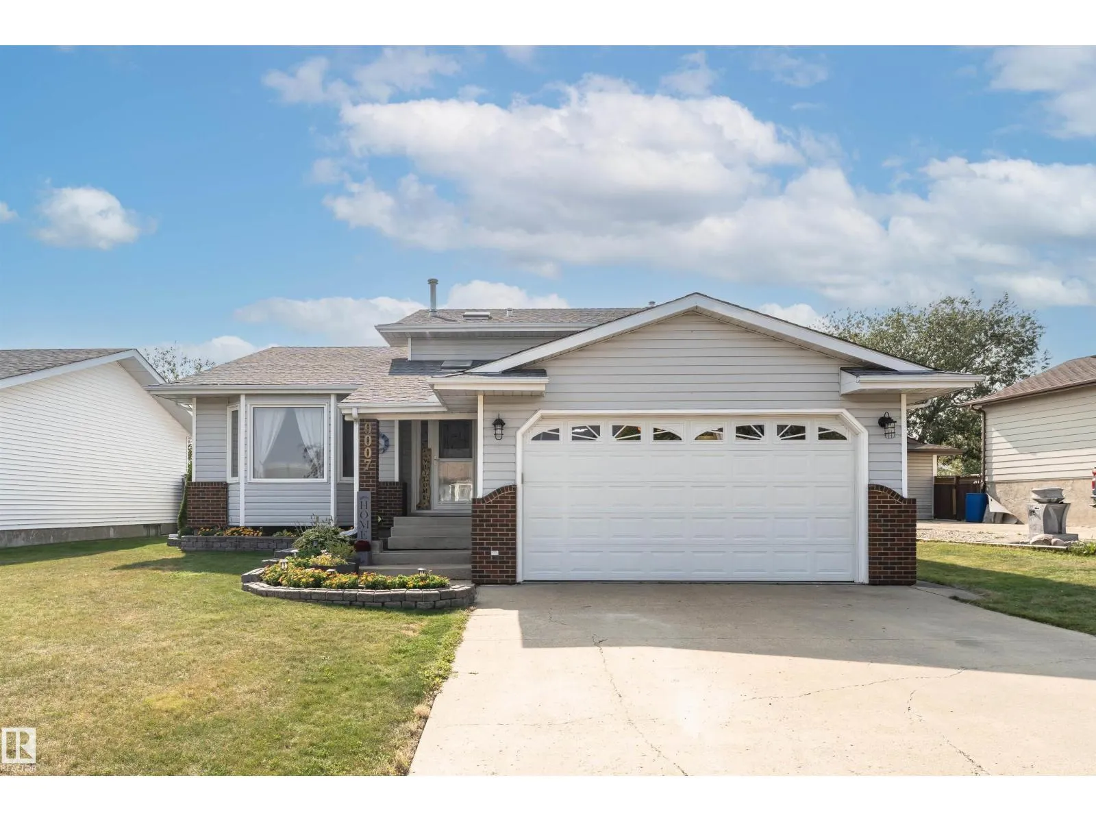 House for rent: 9007 102 Av, Morinville, Alberta T8R 1B5