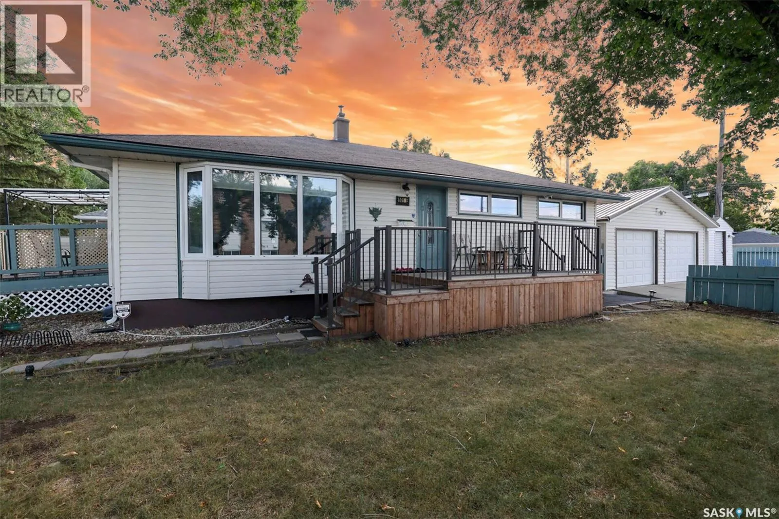 House for rent: 901 17th Avenue E, Regina, Saskatchewan S4N 0Y9