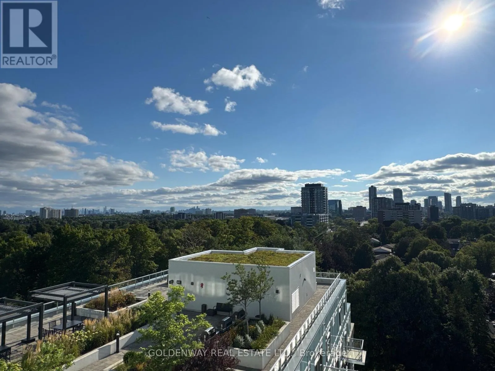 Apartment for rent: 901 - 3220 Sheppard Avenue E, Toronto, Ontario M1T 3K1