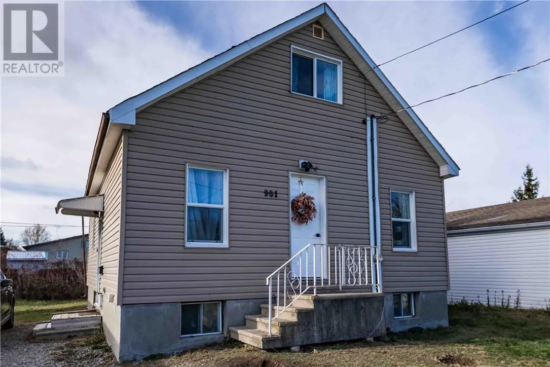 House for rent: 901 Miller, Sudbury, Ontario P3A 2W9