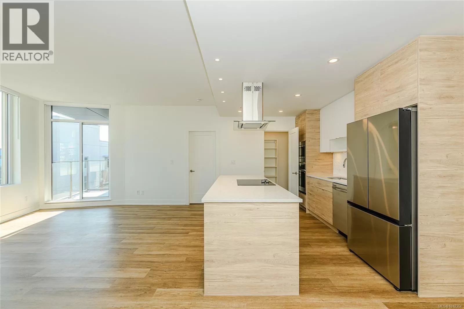 Apartment for rent: 902 1628 Store St, Victoria, British Columbia V8W 0H1