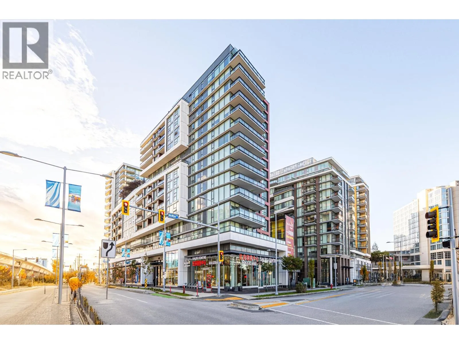 Apartment for rent: 902 3331 No. 3 Road, Richmond, British Columbia V6X 2B6