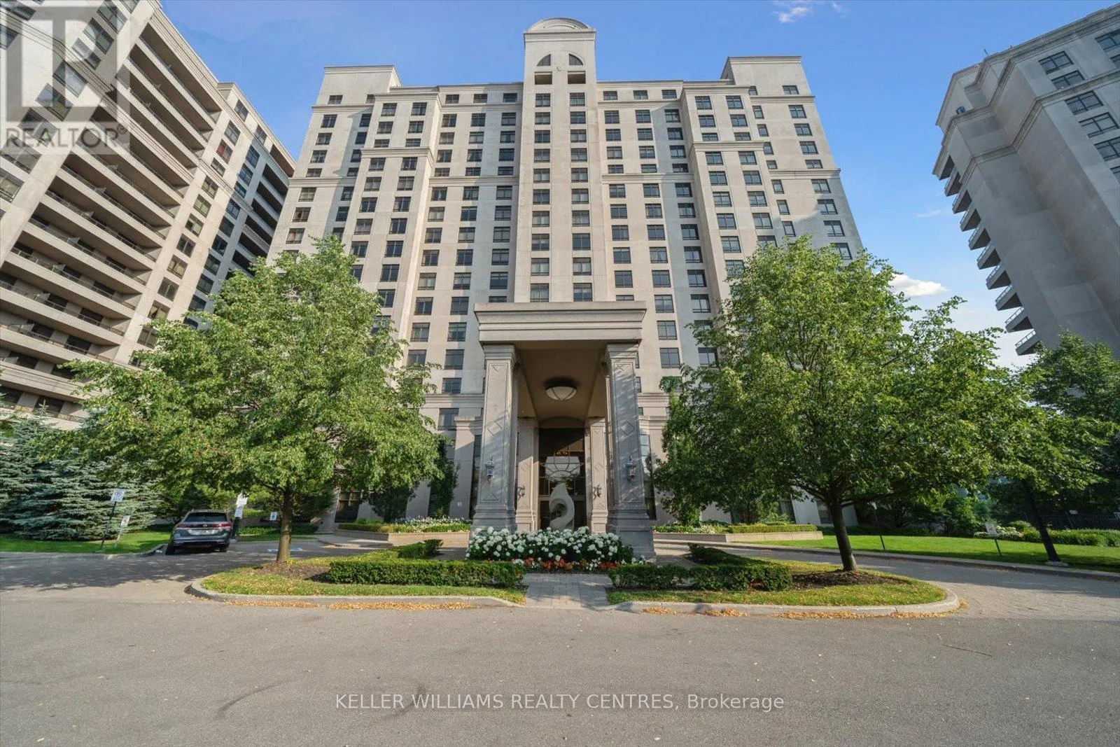 Apartment for rent: 902 - 9245 Jane Street, Vaughan, Ontario L6A 0J9