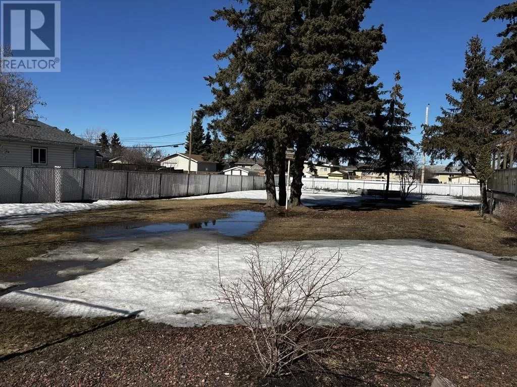 9020 101 Avenue, Fort St. John, British Columbia V1J 2A6