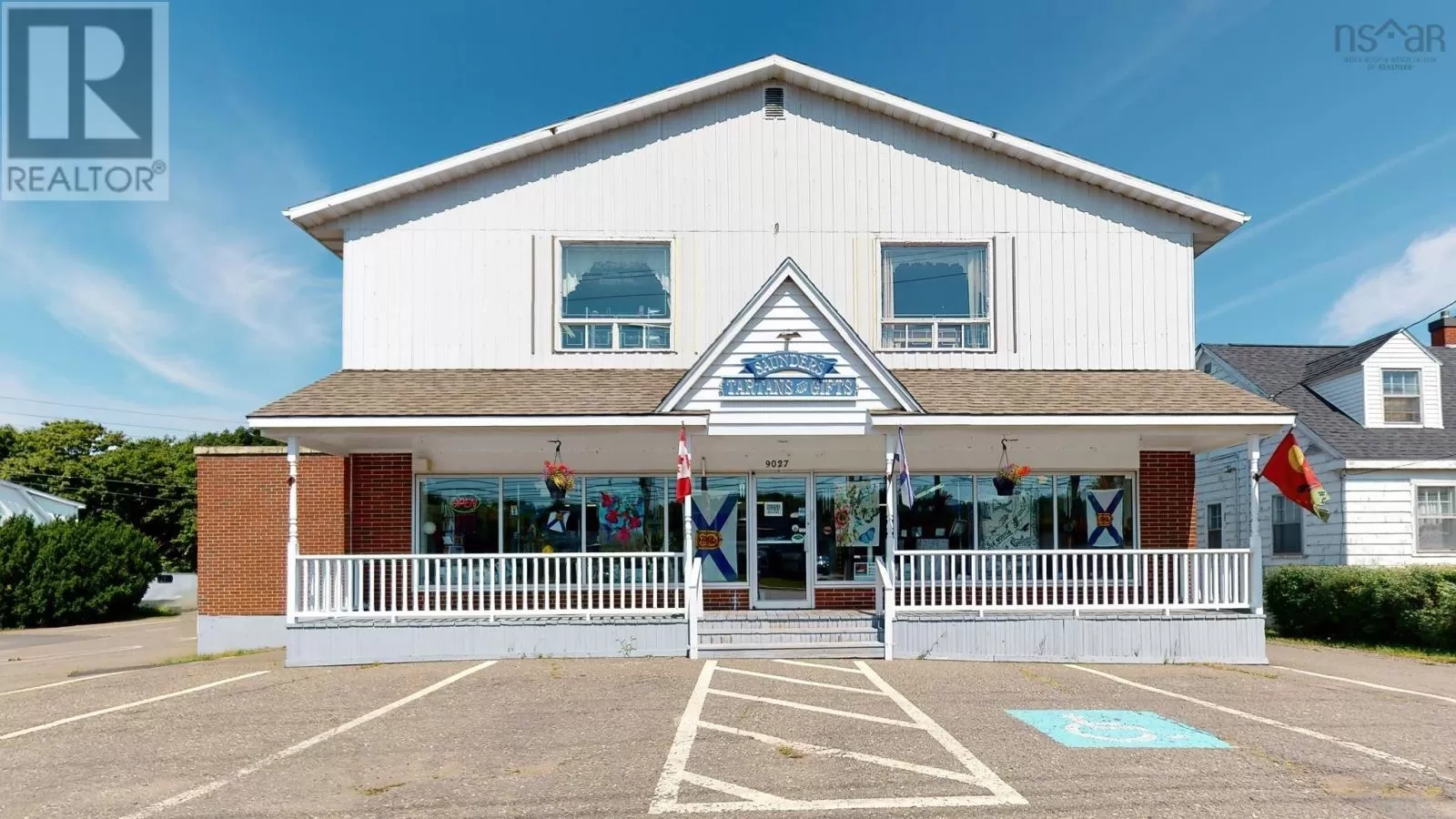 9027/9029 Commercial Street, New Minas, Nova Scotia B4N 3E6