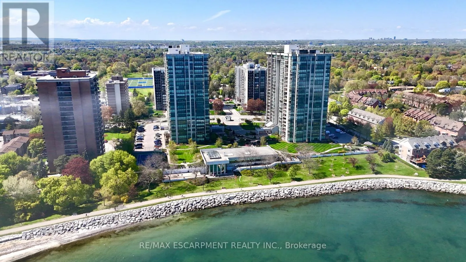 Apartment for rent: 903 - 2175 Marine Drive, Oakville, Ontario L6L 5L5