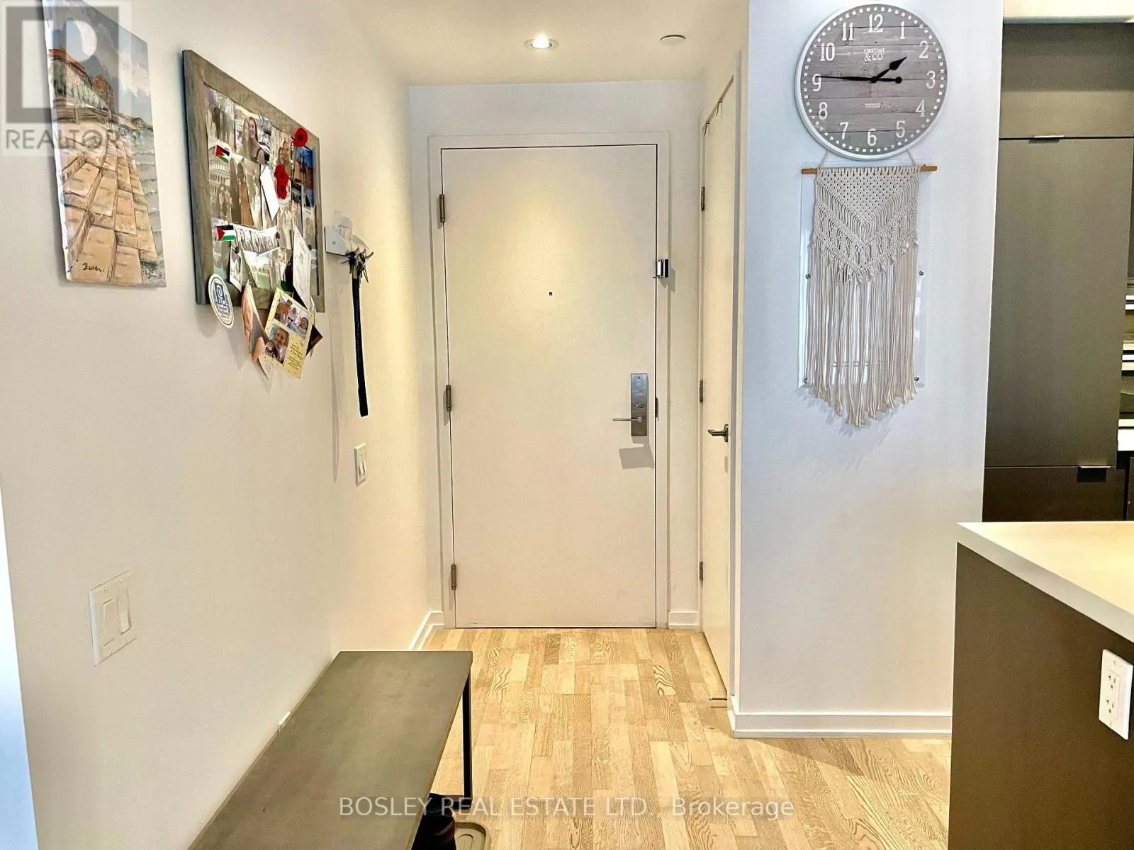 Apartment for rent: 903 - 60 Colborne Street, Toronto, Ontario M5E 0B7