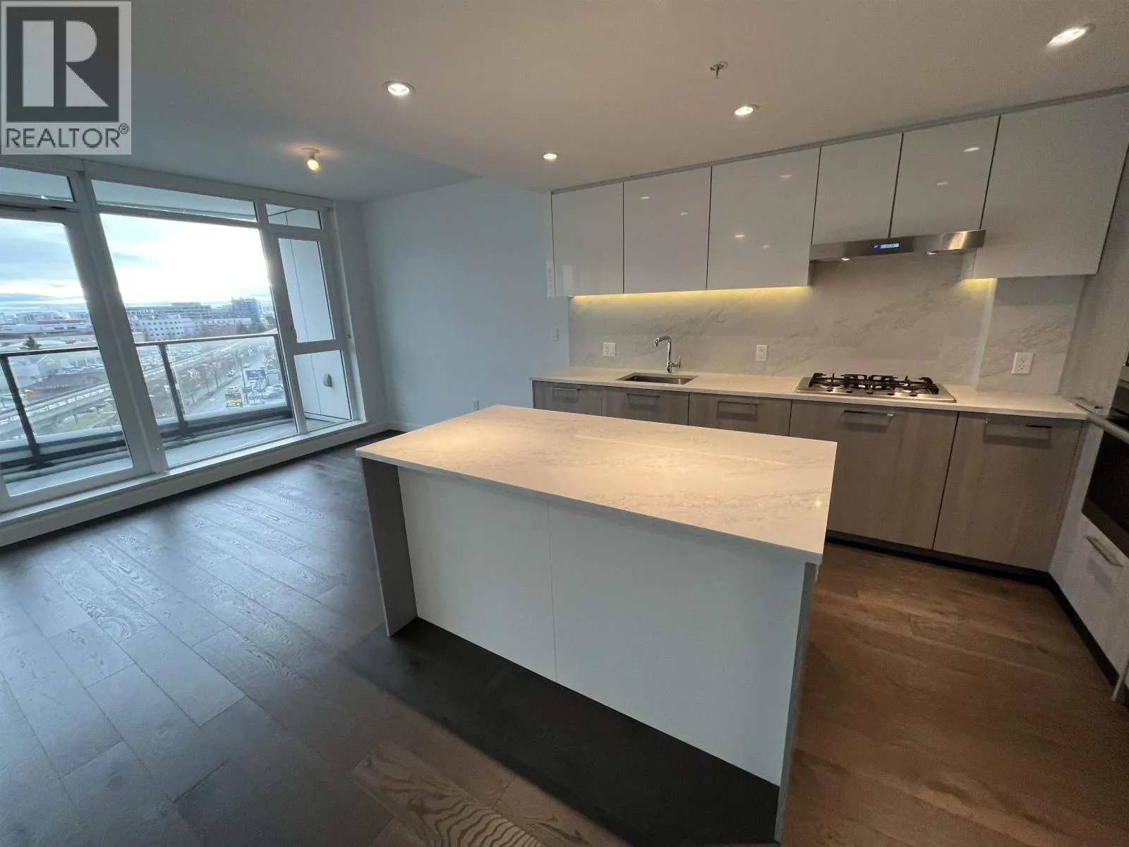 Apartment for rent: 903 8199 Capstan Way, Richmond, British Columbia V6X 0V1