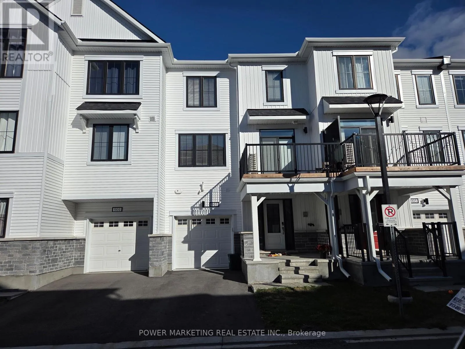 Row / Townhouse for rent: 903 Nova Private, Ottawa, Ontario K2J 7B3