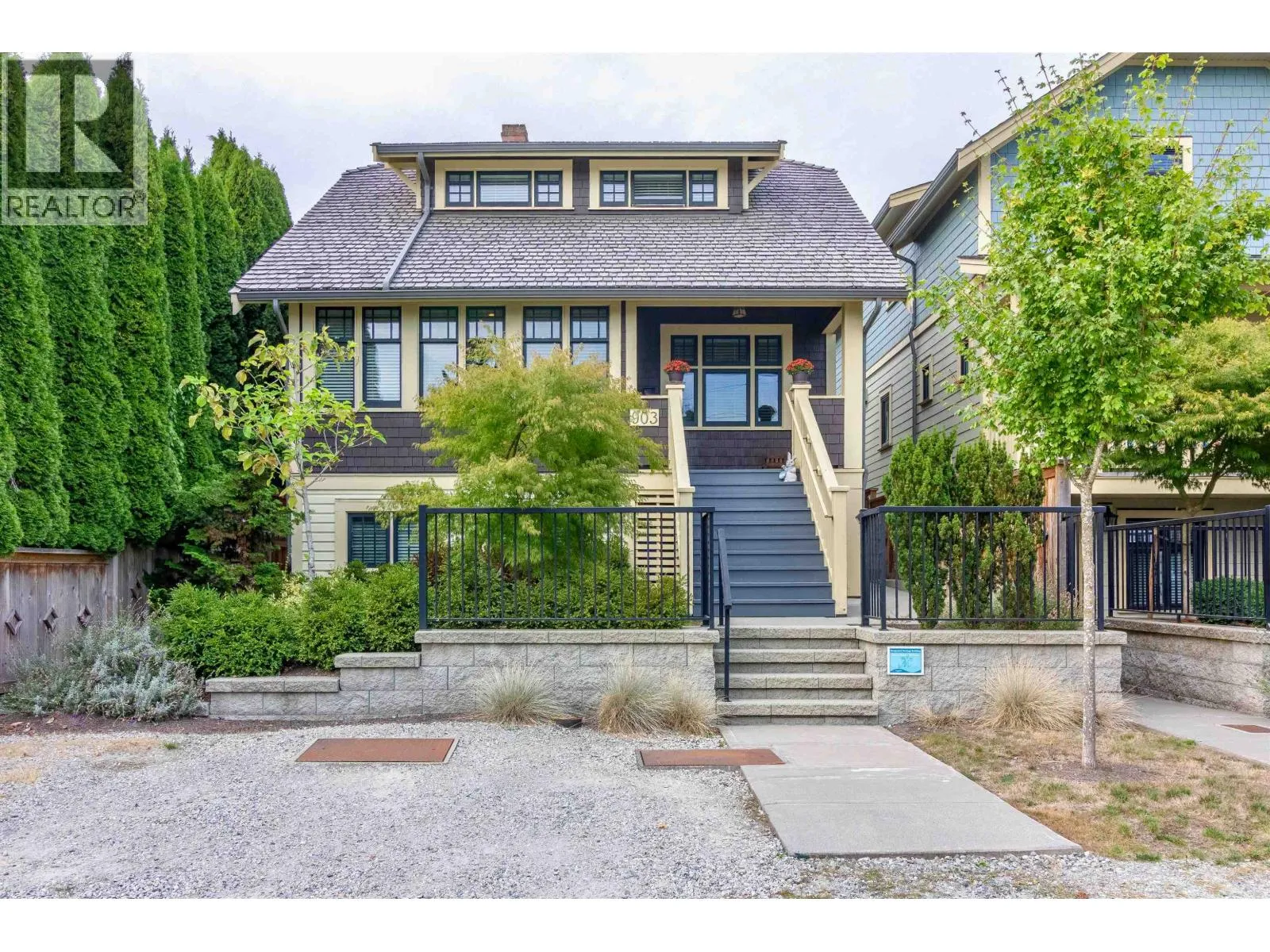 House for rent: 903 Walls Avenue, Coquitlam, British Columbia V3K 2T2