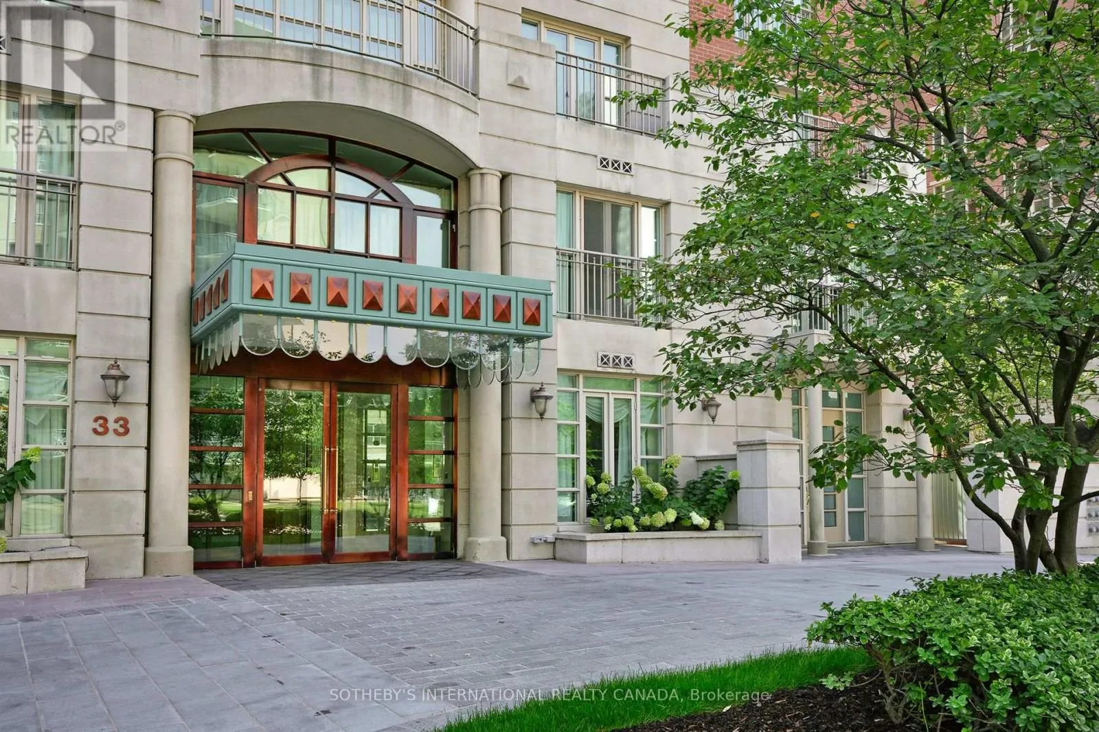 Apartment for rent: 905 - 33 Delisle Avenue, Toronto, Ontario M4V 3C7