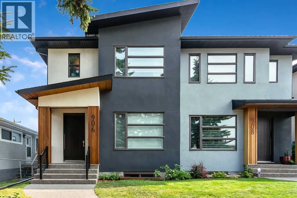 Duplex for rent: 906 43 Street Sw, Calgary, Alberta T3C 1Z7