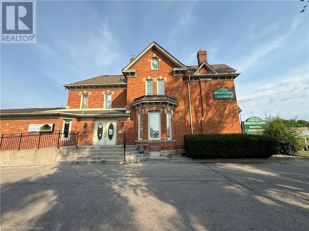 906 Brant Street, Burlington, Ontario L7R 2J5